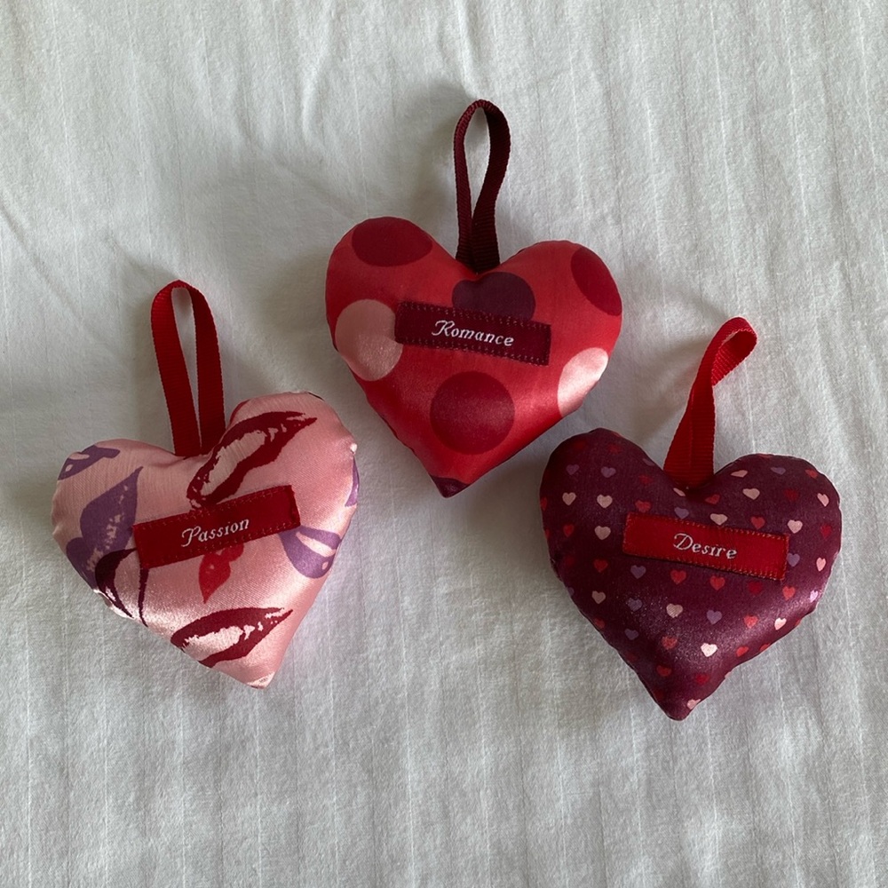Lingerie Sachet Set